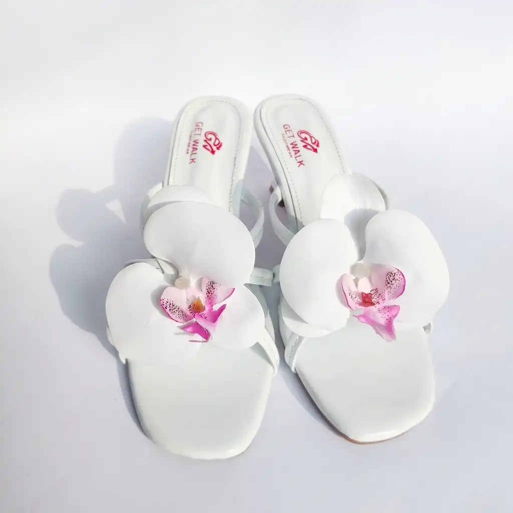 Comfort Ladies White Heel